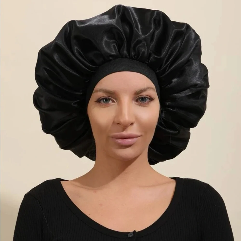 Bonnet - Picture 1 of 3